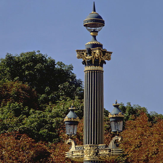 Pour restaurer les lanternes des rostres et les lanternes sommitales de la place de la Concorde, les Monuments Historiques ont naturellement fait appel à Delisle pour cette restauration de grande ampleur en raison de l'état extrêmement dégradé des ouvrages. Pour restaurer les lanternes des rostres et les lanternes sommitales de la place de la Concorde, les Monuments Historiques ont naturellement fait appel à Delisle pour cette restauration de grande ampleur en raison de l'état extrêmement dégradé des ouvrages.
