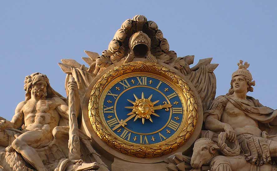 Version originale de l'horloge, au château de Versailles