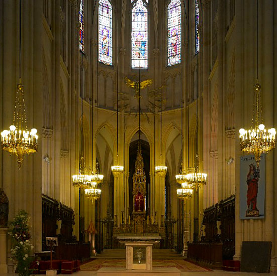 Intérieur de l'Eglise Sainte Clotilde, église de l'assemblée nationale. Intérieur de l'Eglise Sainte Clotilde, église de l'assemblée nationale.